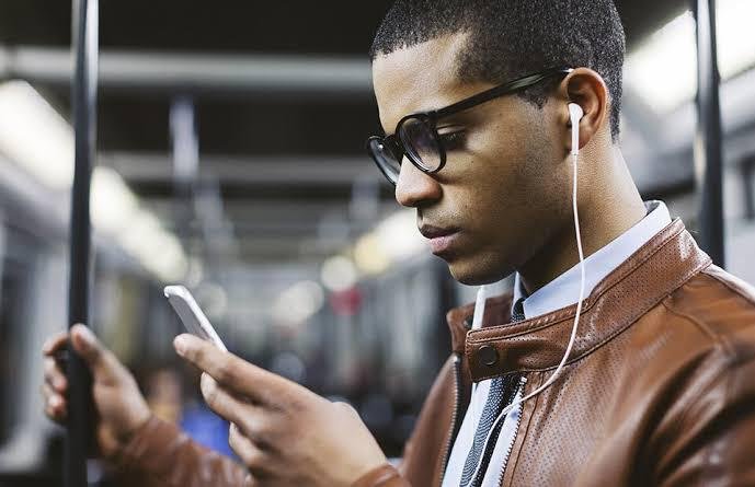 best earphones under 1000