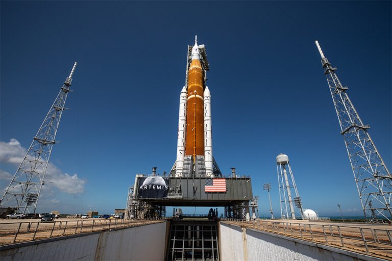 NASA Artemis 1 – Back to the Moon and Beyond 